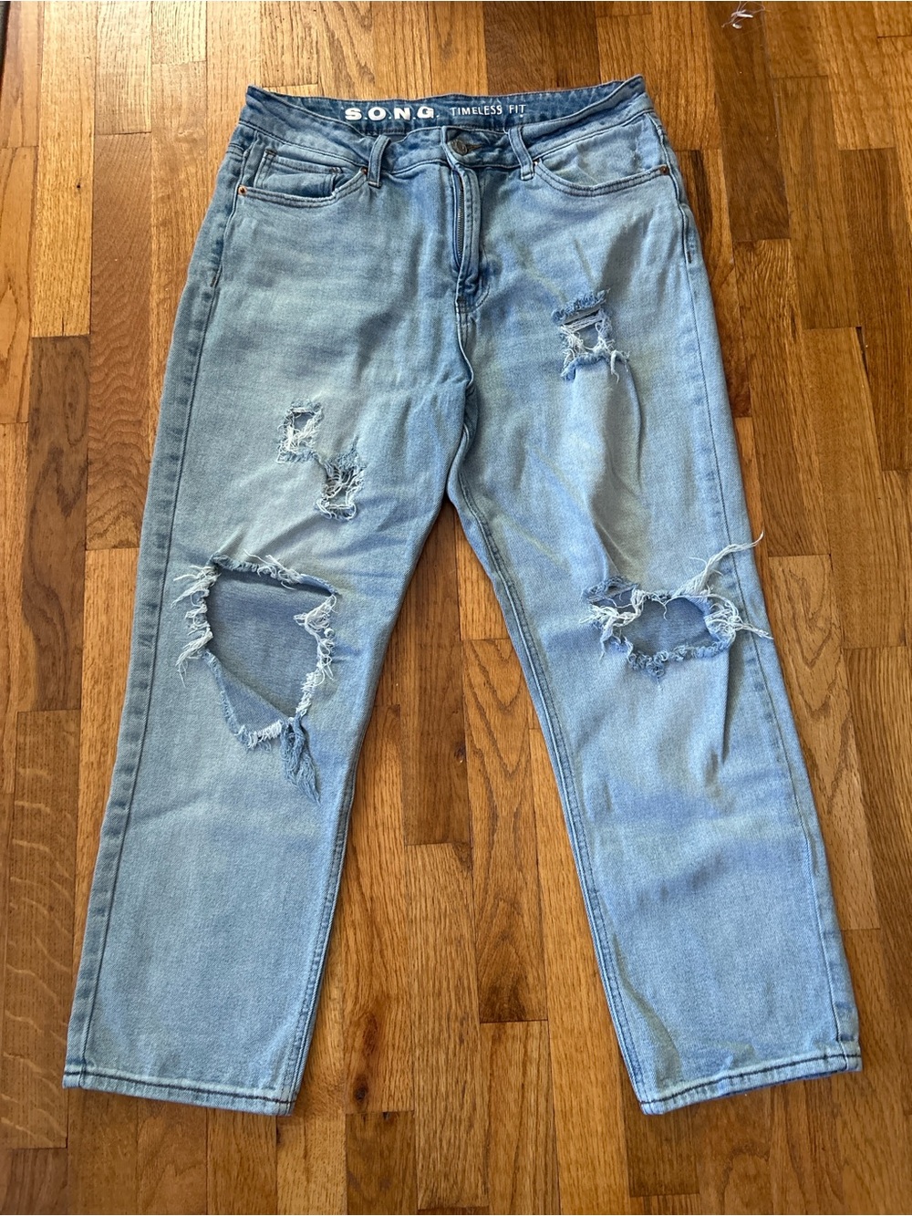 S.O.N.G. Timeless Fit Distressed Light Wash Straight Jeans Size 13/31